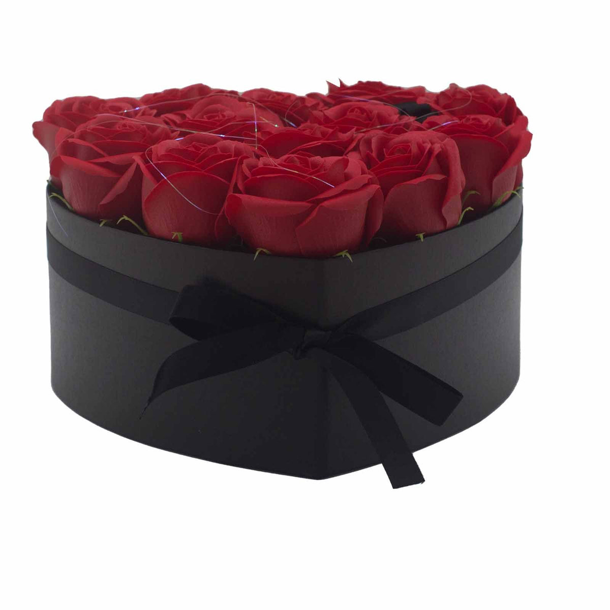 Zeepbloemen Geschenkboeket – 13 Rode Rozen in Hartvorm