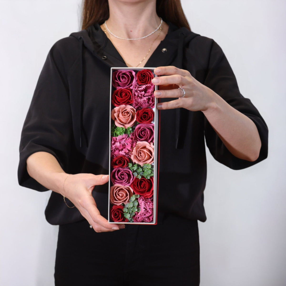 Vintage Roses – Zeepbloemen in Geschenkdoos – 28 cm