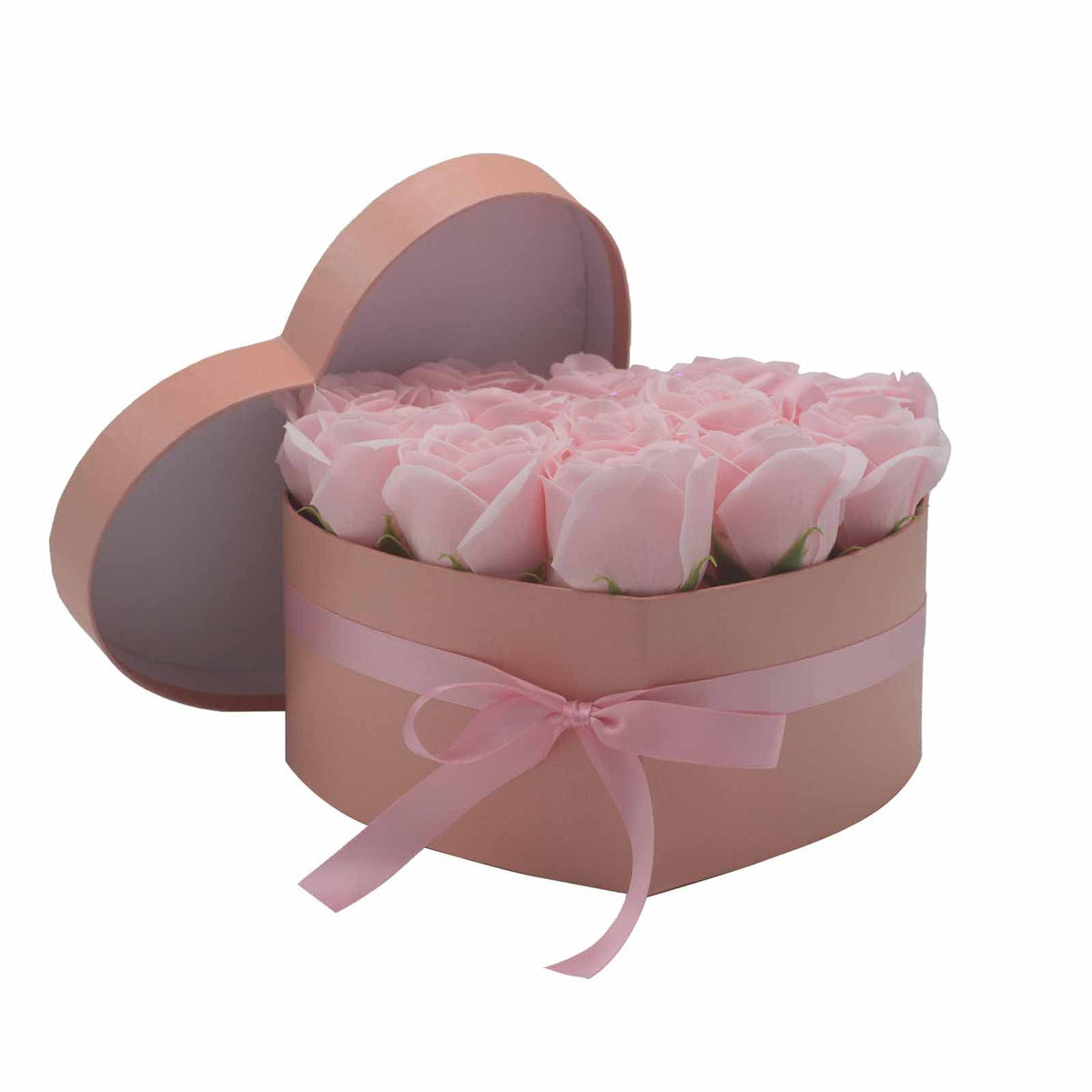 Zeepbloemen Geschenkboeket – 13 Roze Rozen in Hartvorm