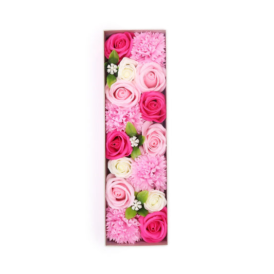 Baby Blessings – Roze Zeepbloemen in Geschenkdoos – 28 cm