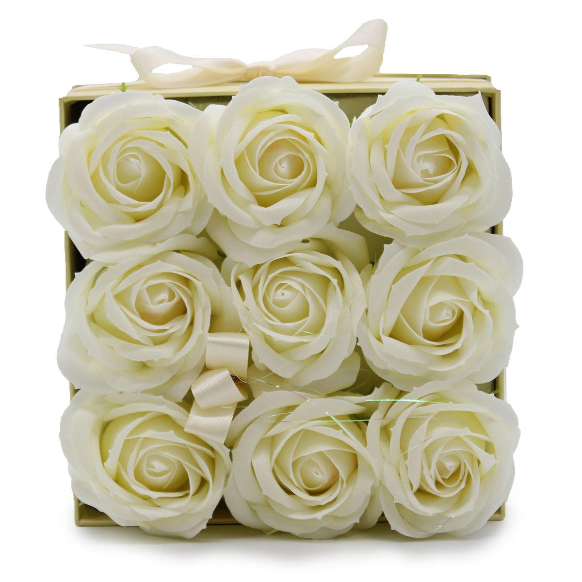 Zeepbloemen Geschenkboeket – 9 Crèmekleurige Rozen
