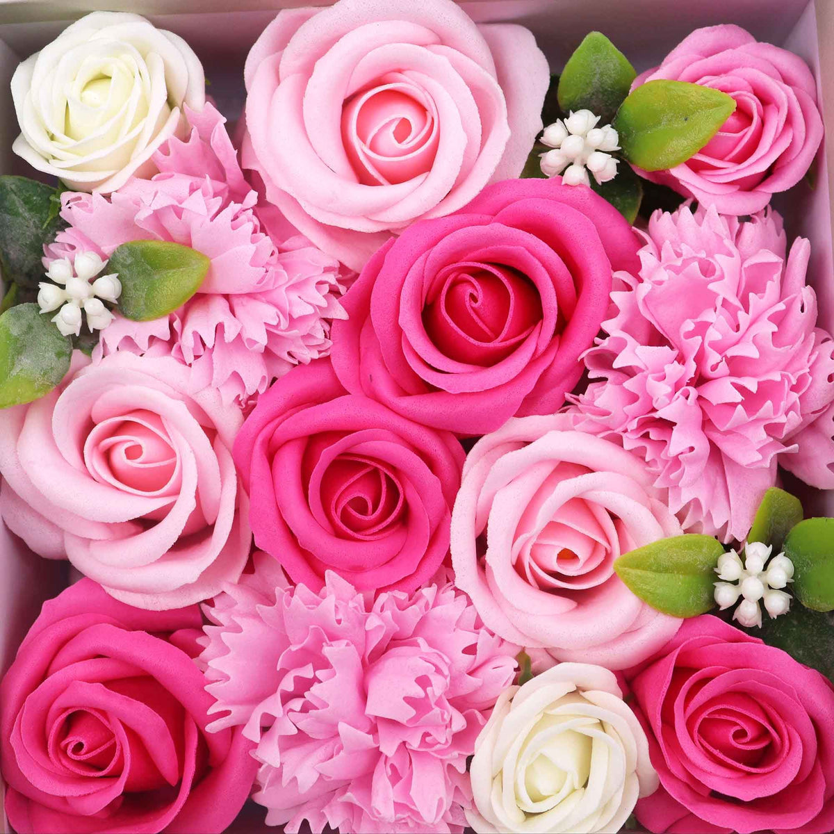 Baby Blessings – Roze Zeepbloemen in Geschenkdoos
