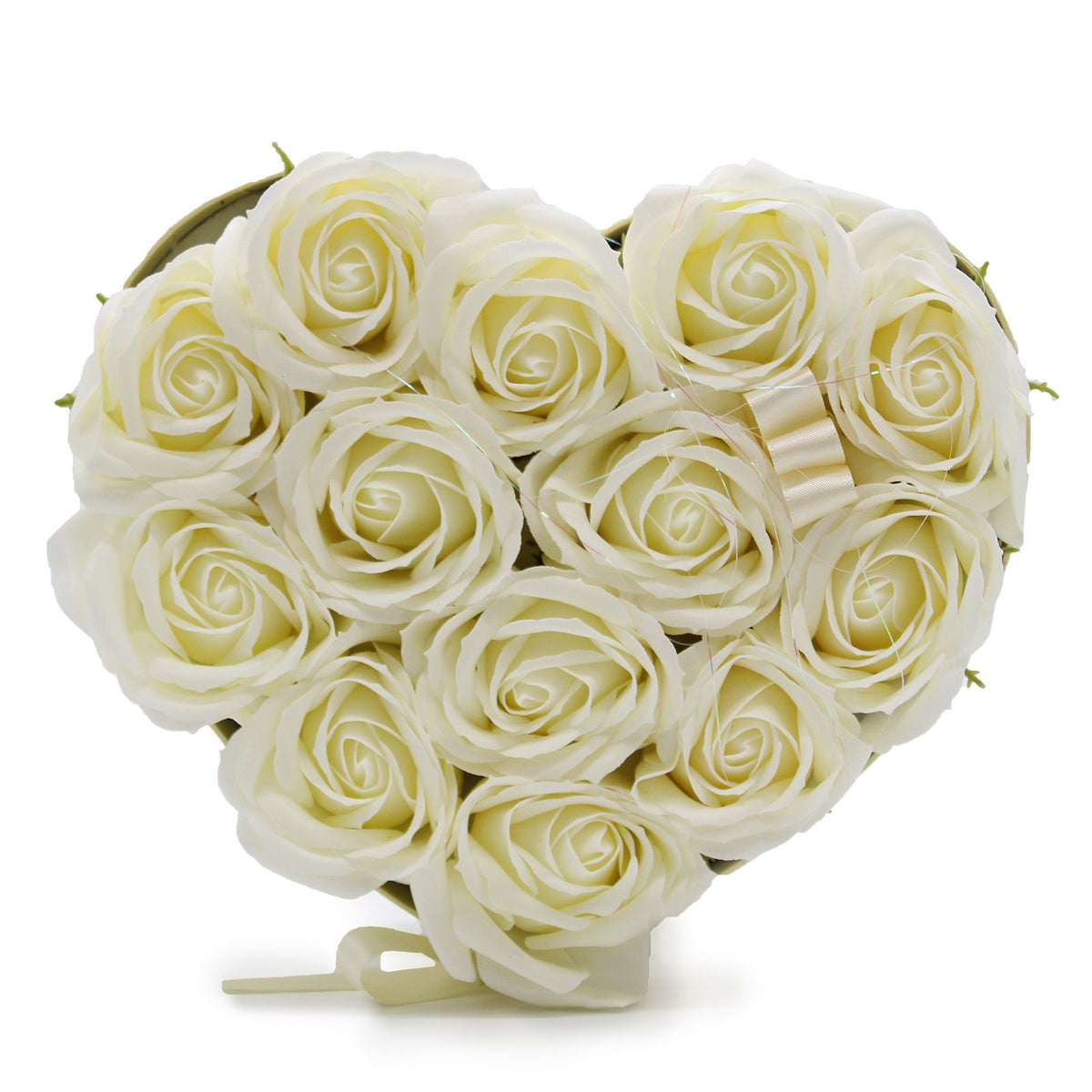 Zeepbloemen Geschenkboeket – 13 Crèmekleurige Rozen in Hartvorm