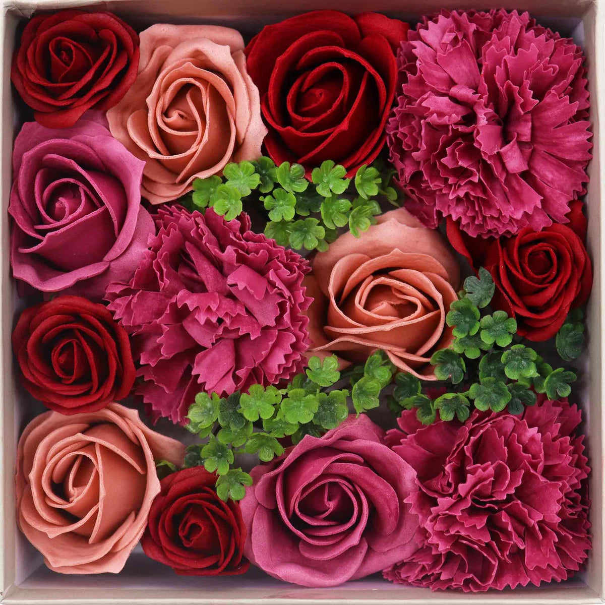 Vintage Roses – Zeepbloemen in Vierkante Geschenkdoos